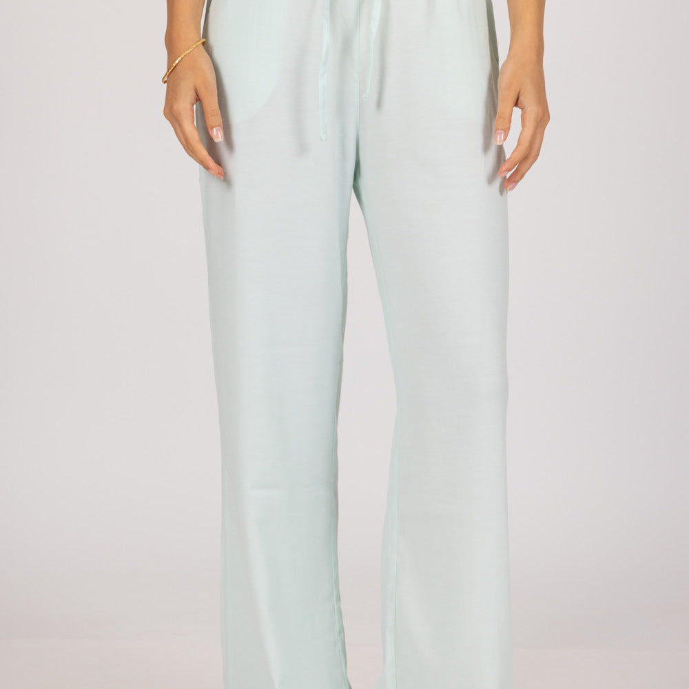 
                      
                        ROSE pants in light blue 
                      
                    