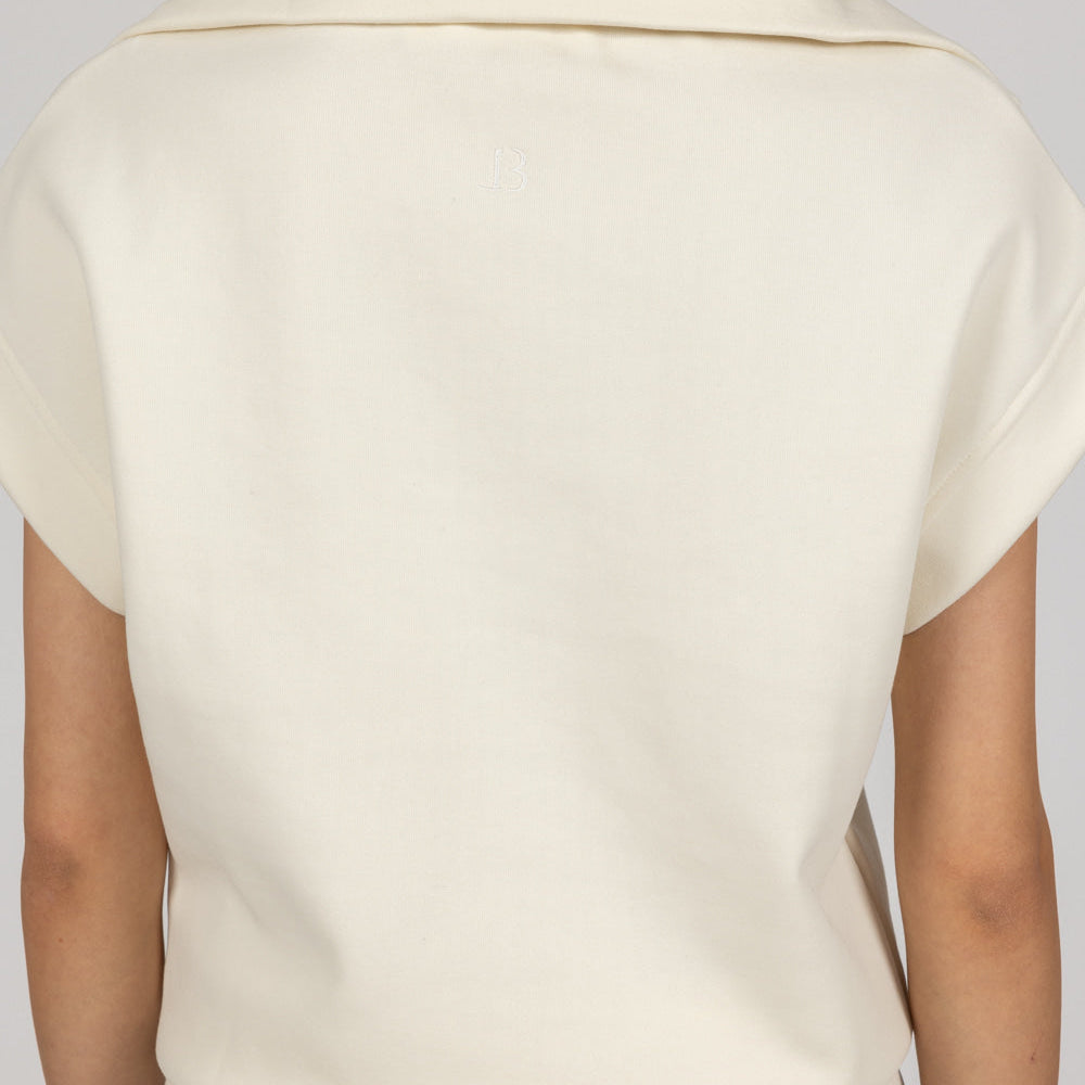 
                      
                        ALIX top in beige back look
                      
                    