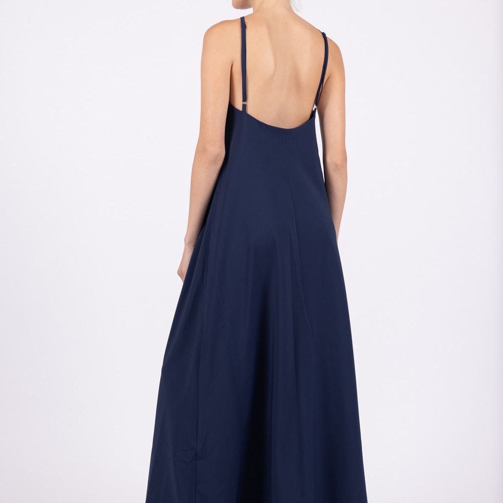 
                      
                        ANNA maxi dress in navy back look
                      
                    