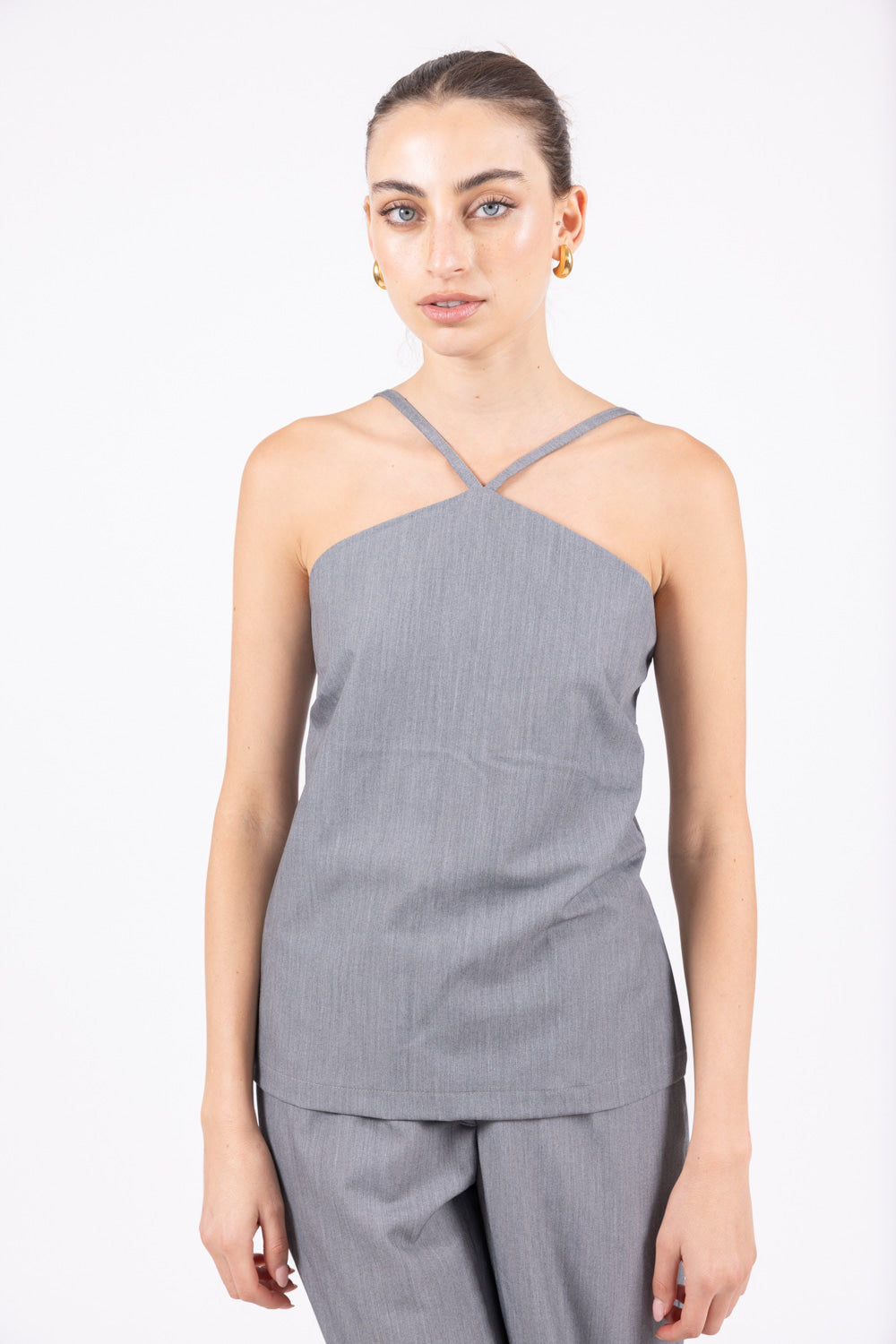 ANNA tank top in gray front look