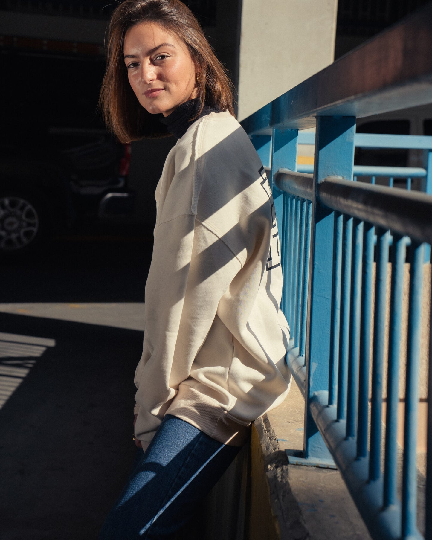 White sweatshirt