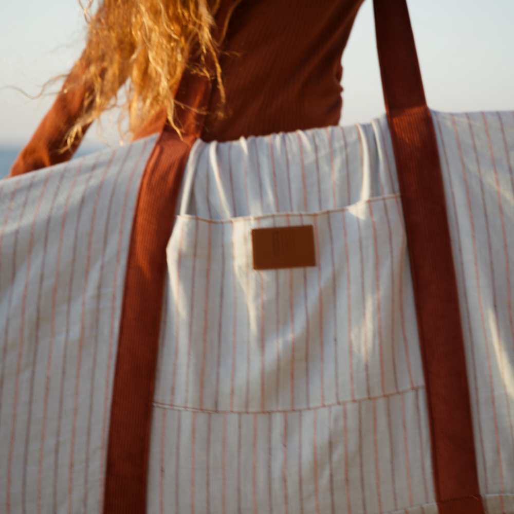 
                      
                        Light Blue- Surfboard Bag
                      
                    