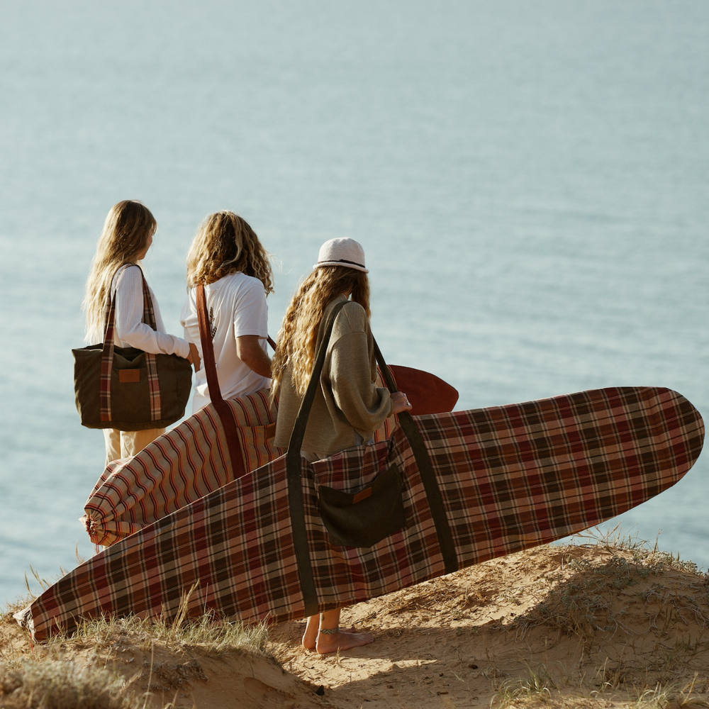 
                      
                        Saba- Surfboard Bag
                      
                    