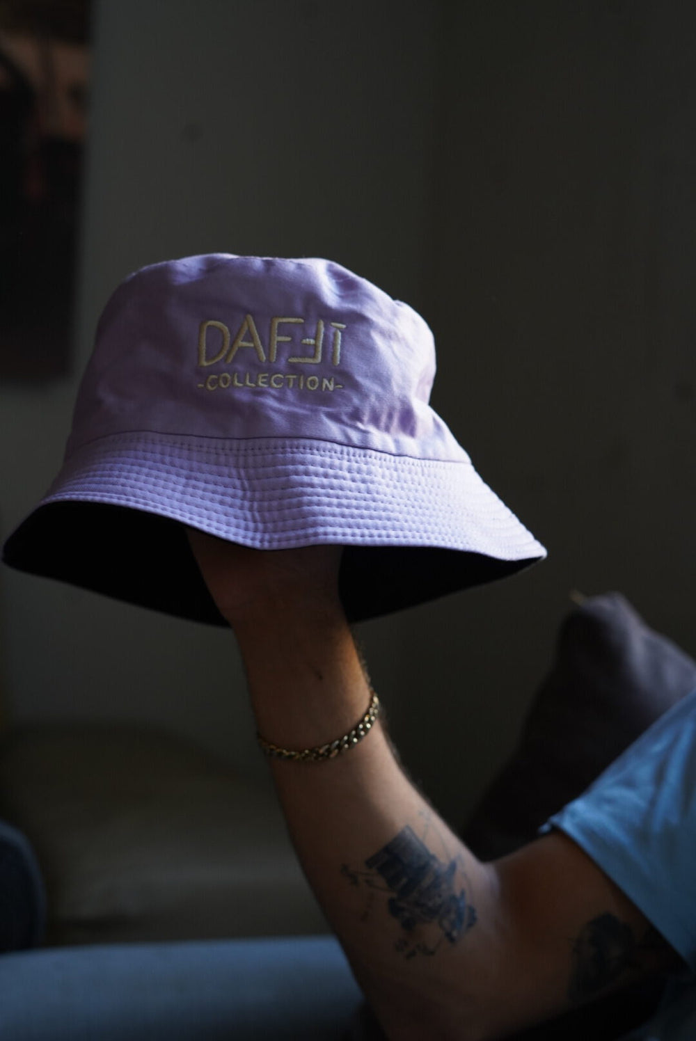 Purple daffi hat