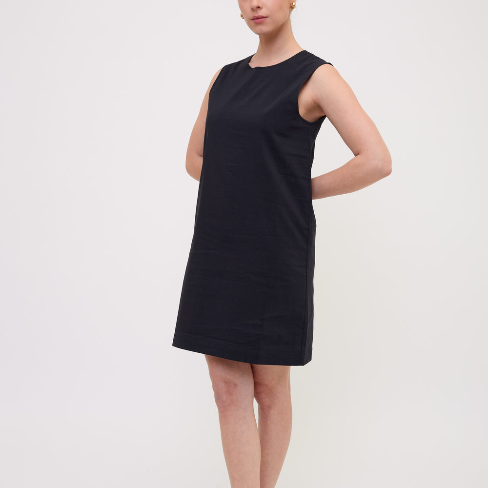 LENNY dress black front total look