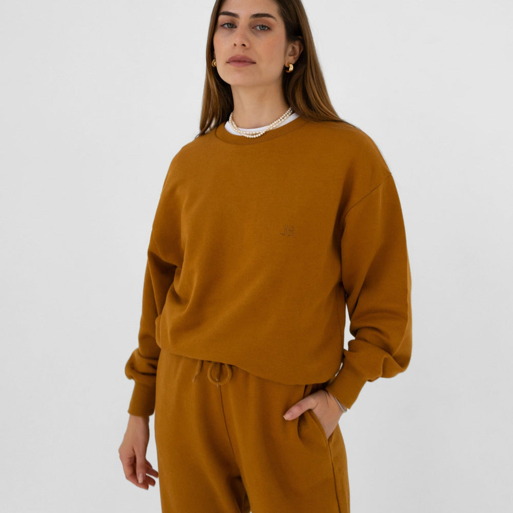 camel tracksuit, full body picture