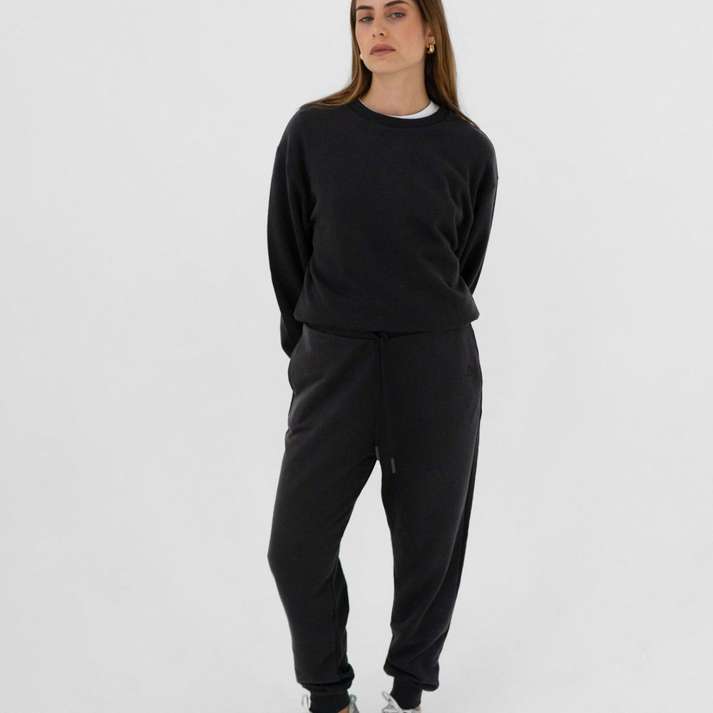 Black tracksuit, full body picture