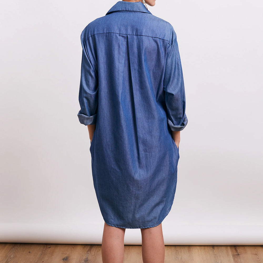 
                      
                        The kimono dress | Denim
                      
                    