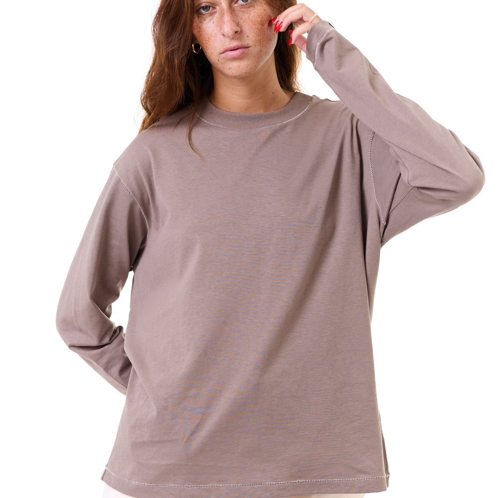 
                      
                        Camel - stitches long sleeves
                      
                    