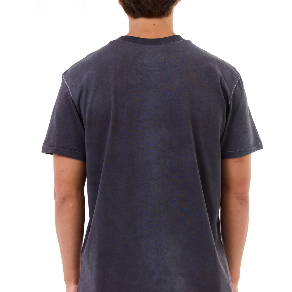 
                      
                        Black wash - stitches t-shirt
                      
                    