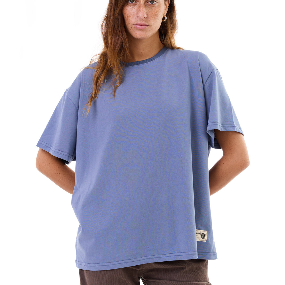 
                      
                        Basic Blue- oversized t-shirt
                      
                    