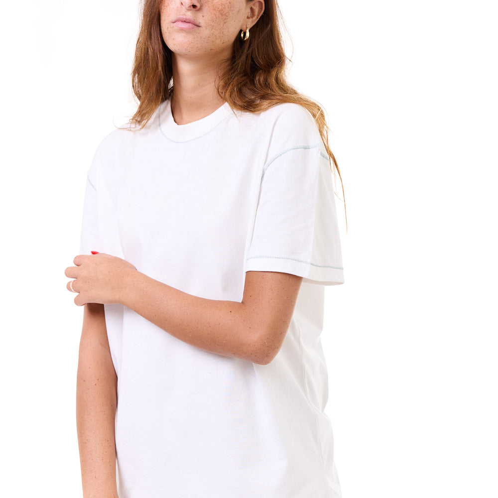 
                      
                        White - stitches t-shirt
                      
                    